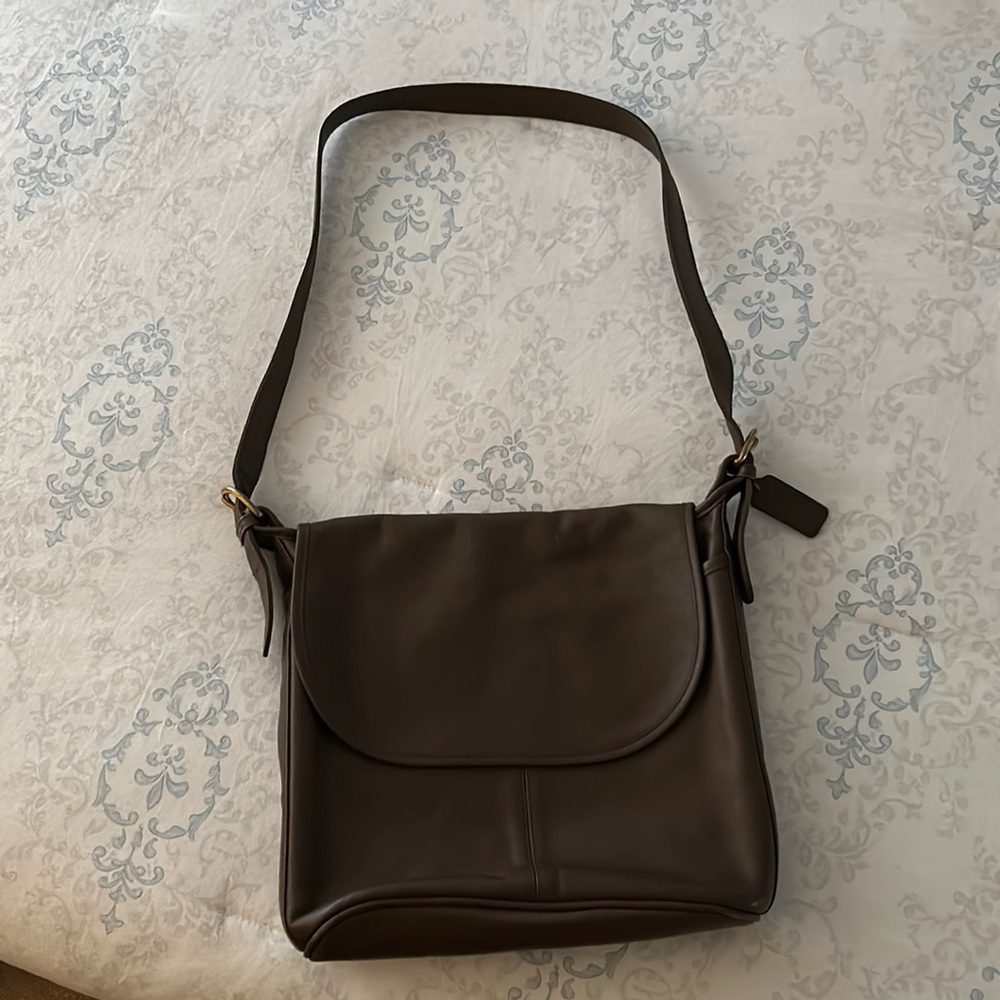 Vintage Coach large leather messenger bag